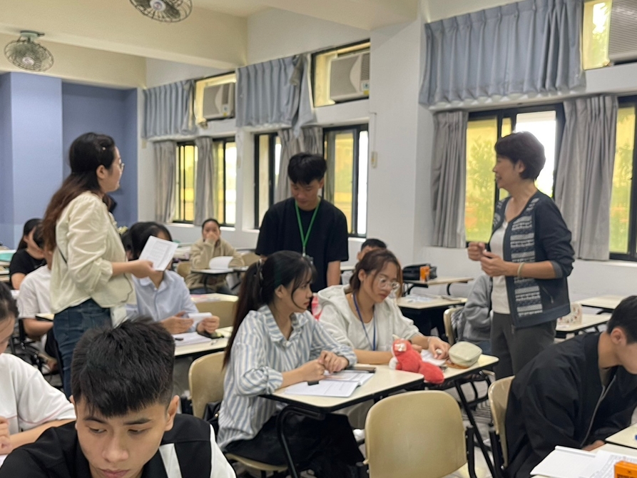 LINE_ALBUM_20241112旅館管理_250105_4