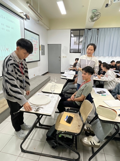 LINE_ALBUM_20241203 旅館管理_250103_4