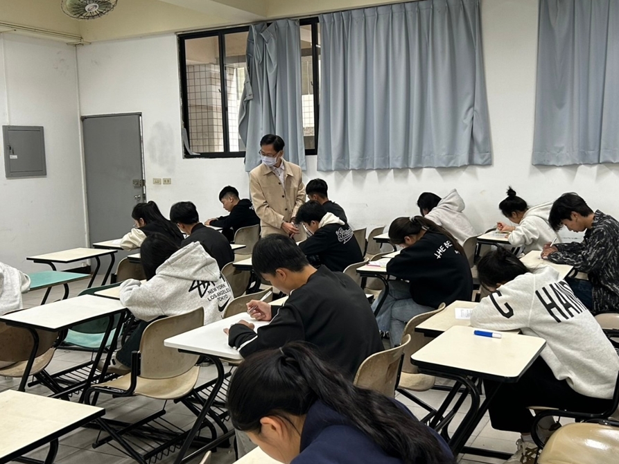 LINE_ALBUM_202517消費者行為_250213_5