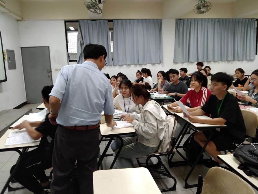 LINE_ALBUM_2024115消費者行為_250105_4