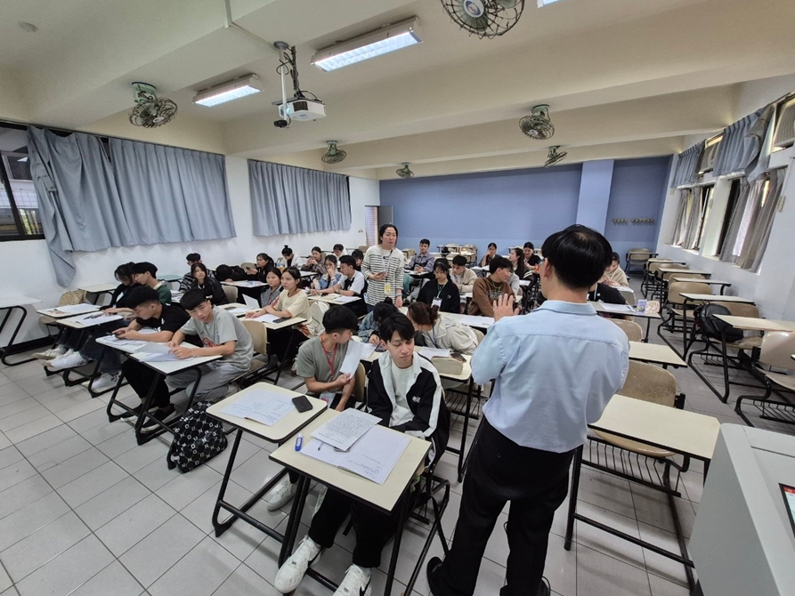 LINE_ALBUM_2024123消費者行為_250103_3