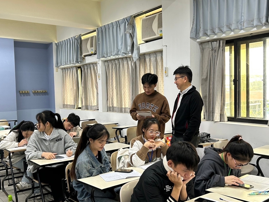 LINE_ALBUM_20241225 人際關係與溝通_250103_1