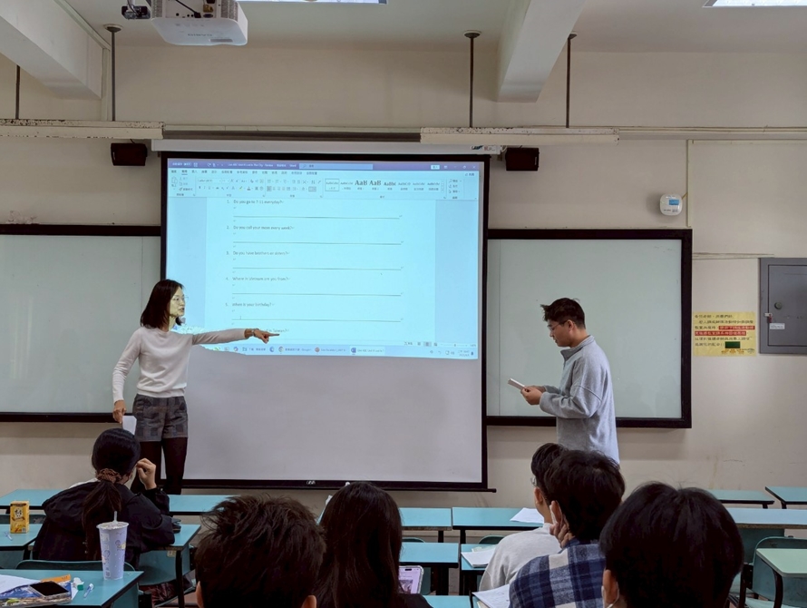 LINE_ALBUM_41_250415_1