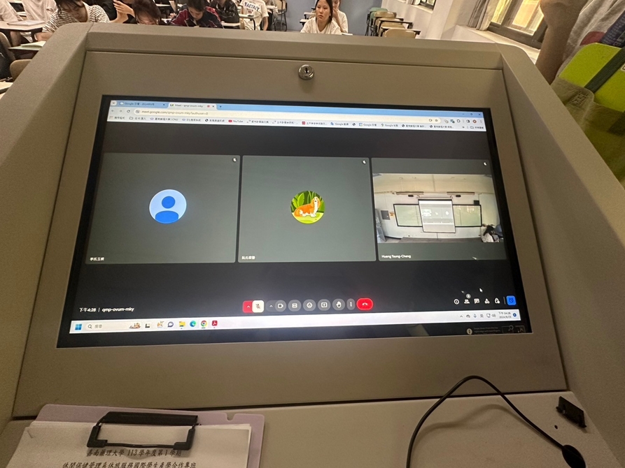 LINE_ALBUM_113923 休閒國際一忠休閒產業概論授課_241016_1