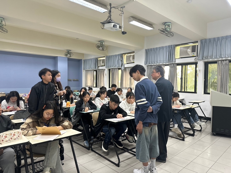 LINE_ALBUM_20241231 休閒產業概論_250103_8