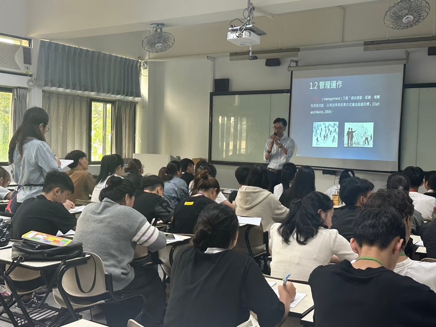 LINE_ALBUM_1131017管理學_250105_29