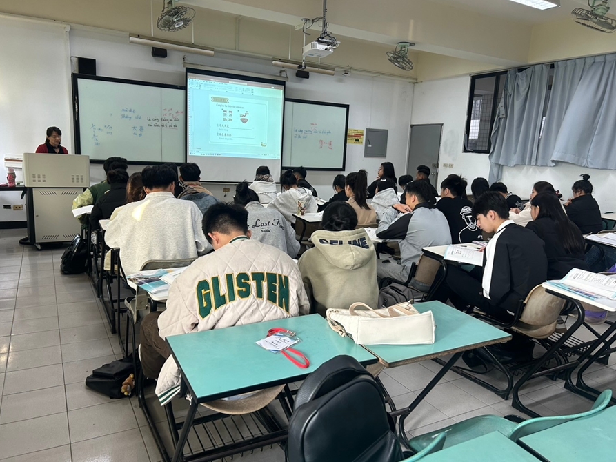 LINE_ALBUM_20241218 華語（ㄧ）_250103_3