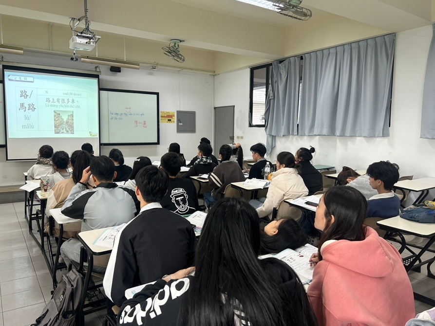 LINE_ALBUM_20241218 華語（ㄧ）_250103_9