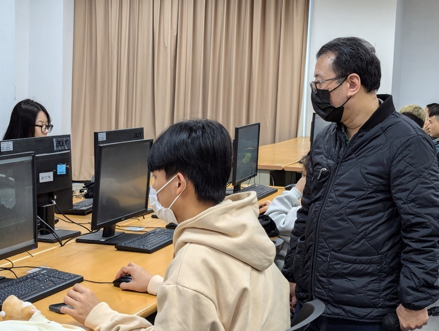 LINE_ALBUM_321_250415_1