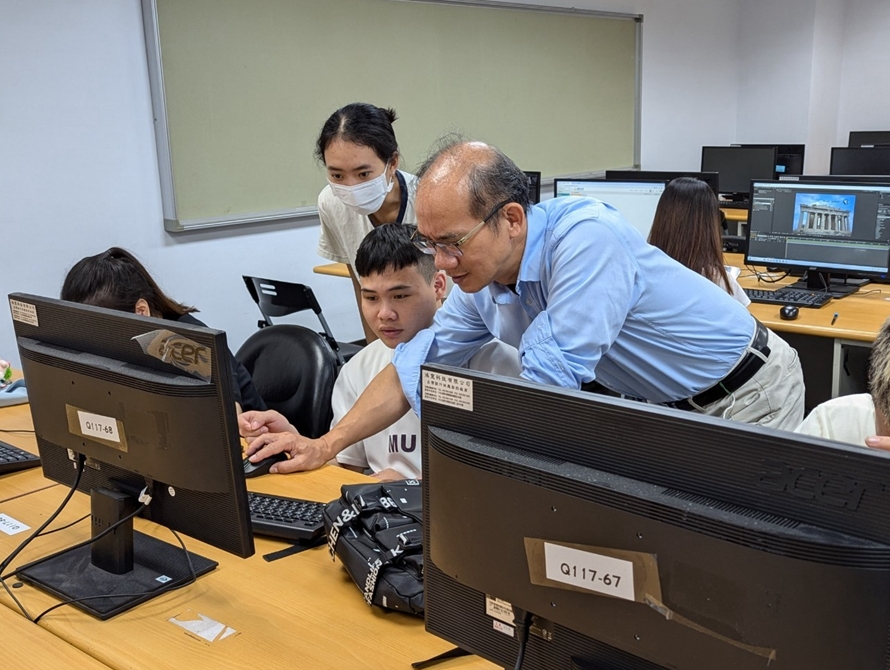 LINE_ALBUM_326_250415_1