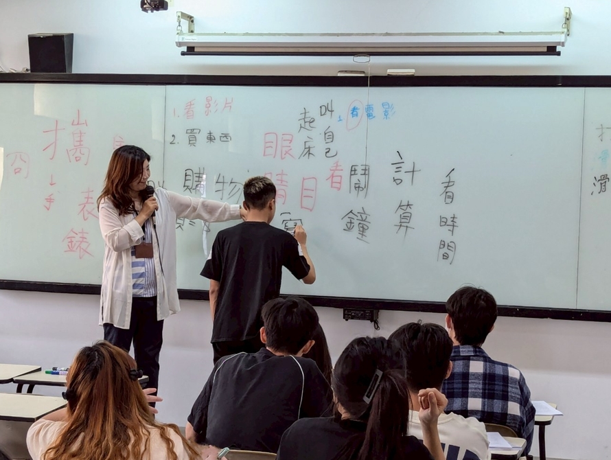 LINE_ALBUM_47_250415_1
