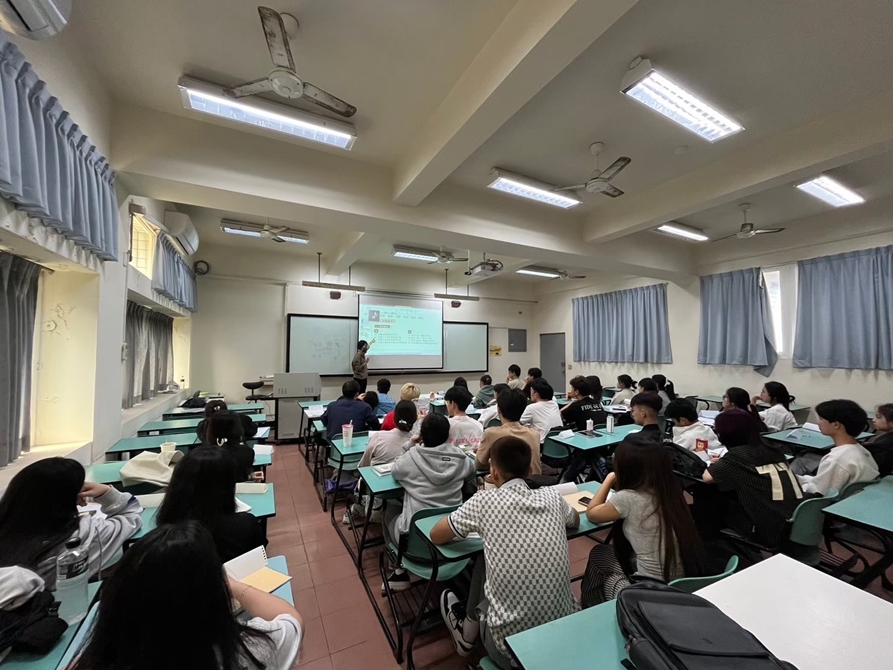 LINE_ALBUM_華語文測驗聽力與閱讀_250415_2
