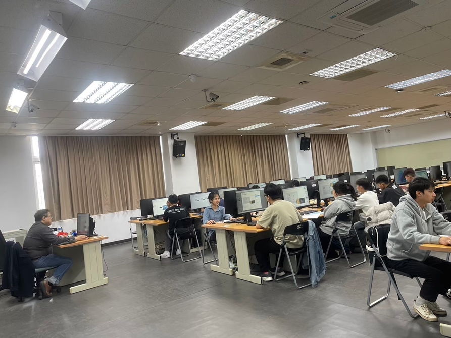 LINE_ALBUM_互動多媒體設計實務_250415_2