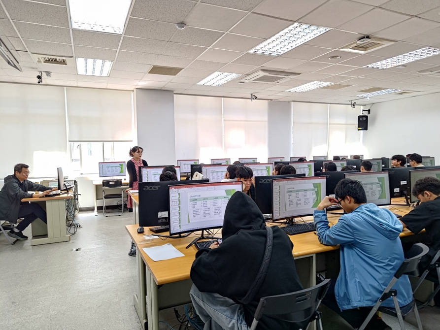 LINE_ALBUM_互動多媒體設計實務_250415_5