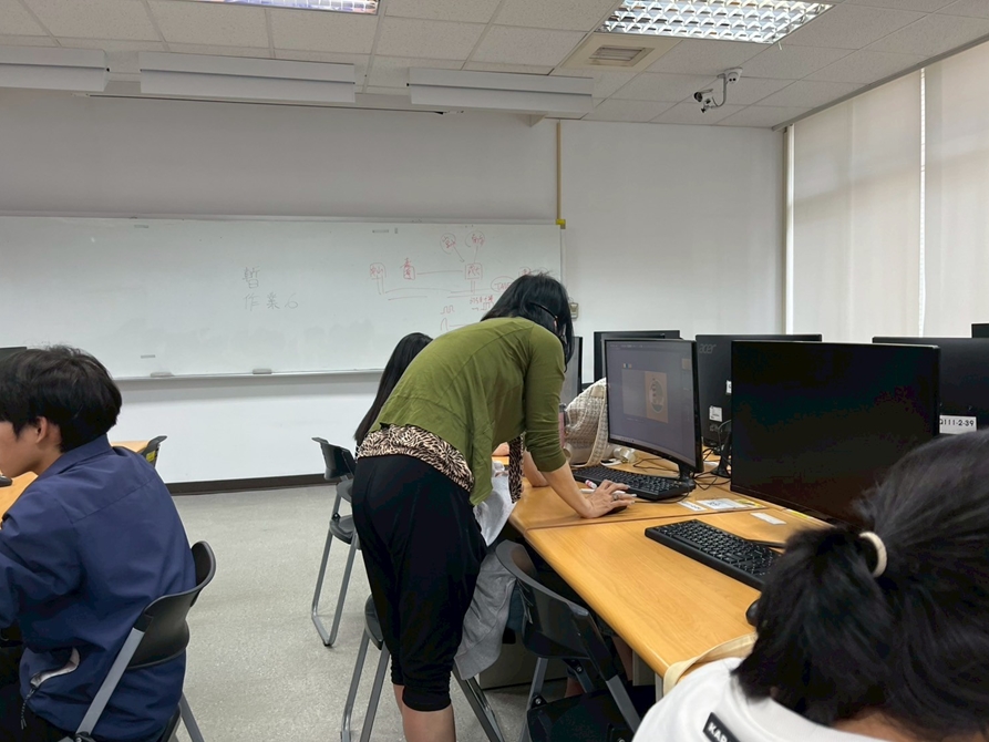 LINE_ALBUM_電腦繪圖_250415_10