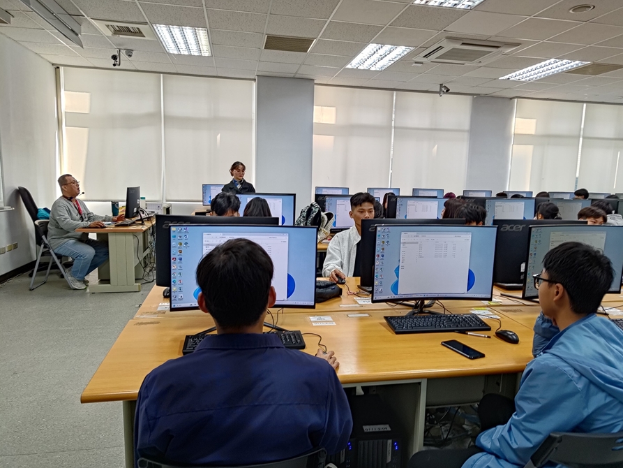 LINE_ALBUM_數位影片編輯_250415_2