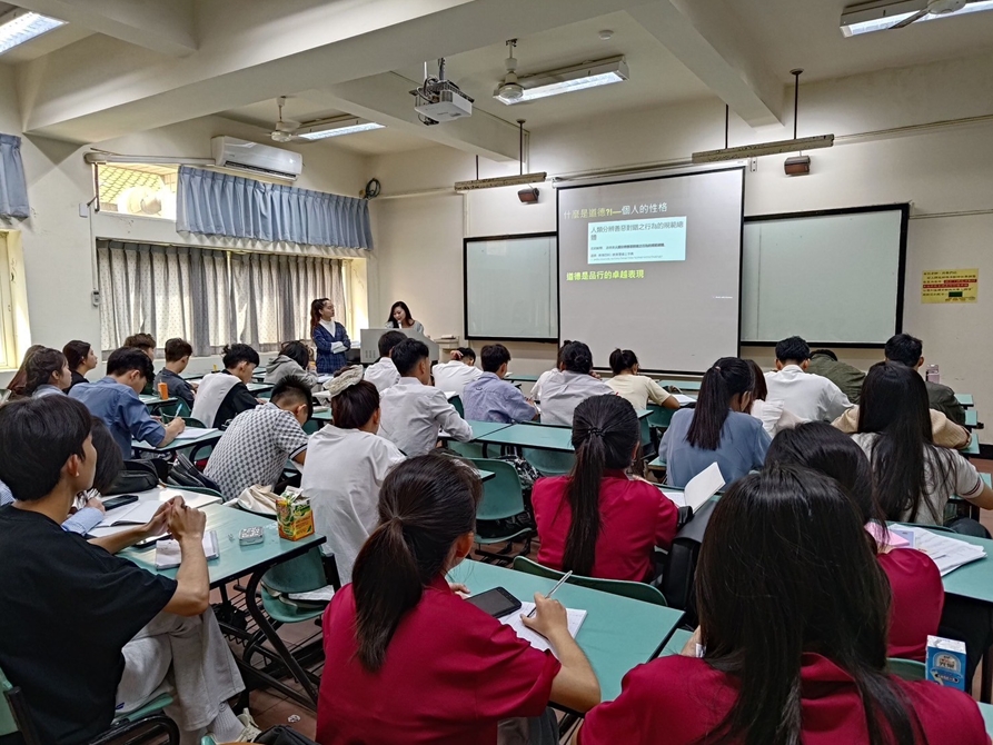 LINE_ALBUM_職場倫理_250415_3