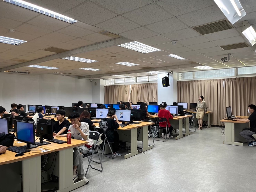 LINE_ALBUM_計算機概論 陸冠竹老師_250415_2