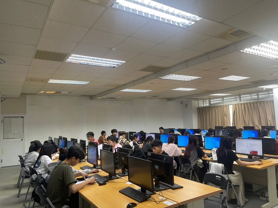 LINE_ALBUM_計算機概論 陸冠竹老師_250415_4