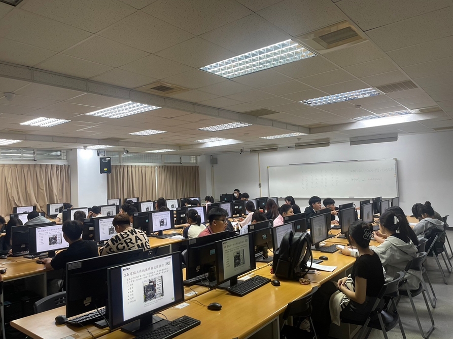LINE_ALBUM_計算機概論 陸冠竹老師_250415_6