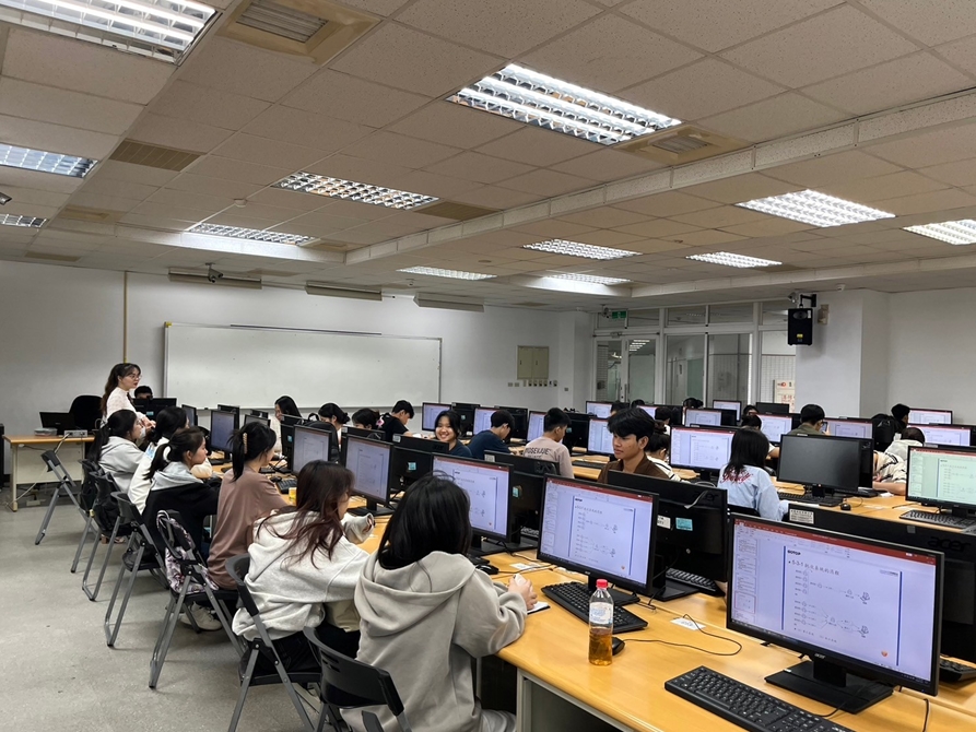 LINE_ALBUM_計算機概論 陸冠竹老師_250415_8