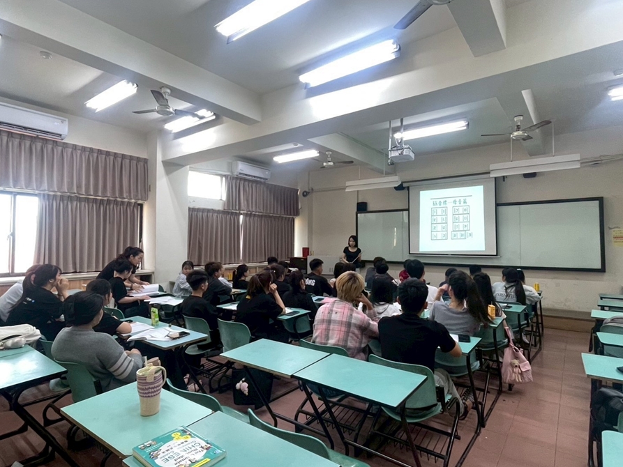 LINE_ALBUM_2025424 休閒英文_250425_5