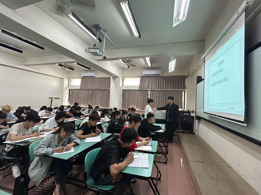 LINE_ALBUM_2025312 國際禮儀_250313_2