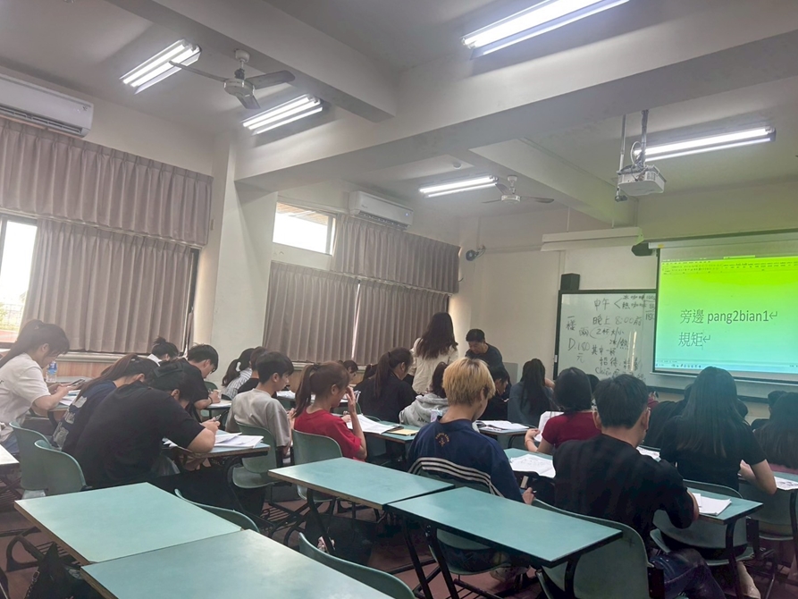 LINE_ALBUM_休閒一甲O202 25423_250423_27