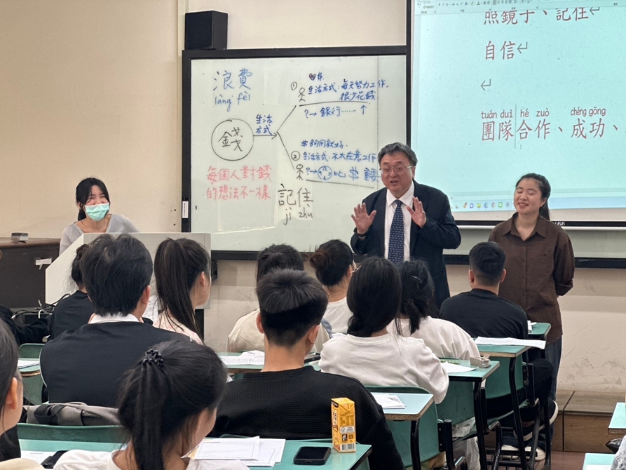 LINE_ALBUM_202534 華語（二）_250305_13