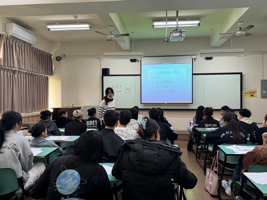 LINE_ALBUM_2025218 華語測驗聽力與閱讀_250225_3