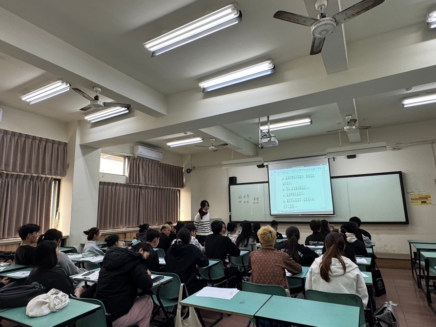 LINE_ALBUM_2025218 華語測驗聽力與閱讀_250225_6