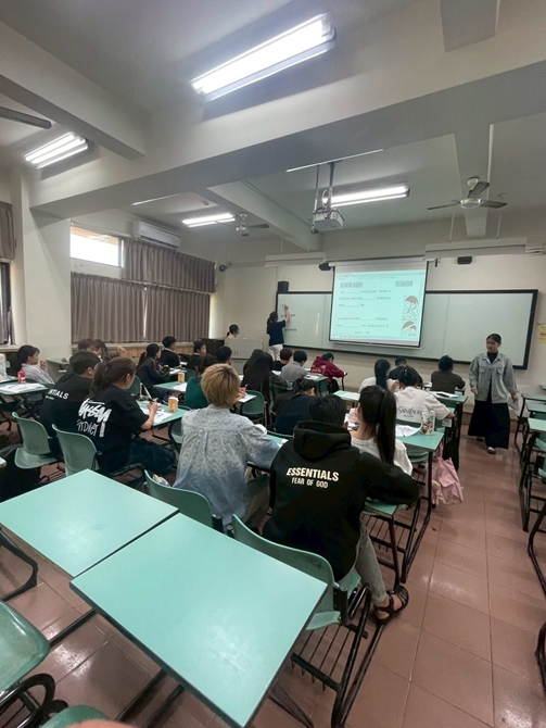 LINE_ALBUM_2025422 華語測驗聽力與閱讀_250425_6