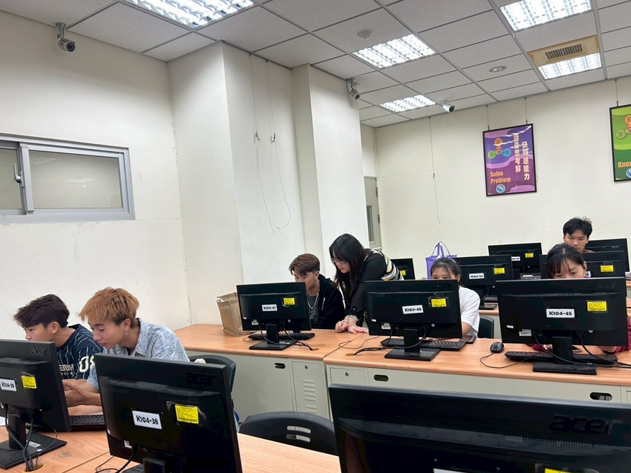 LINE_ALBUM_2025327電腦軟體應用_250331_8
