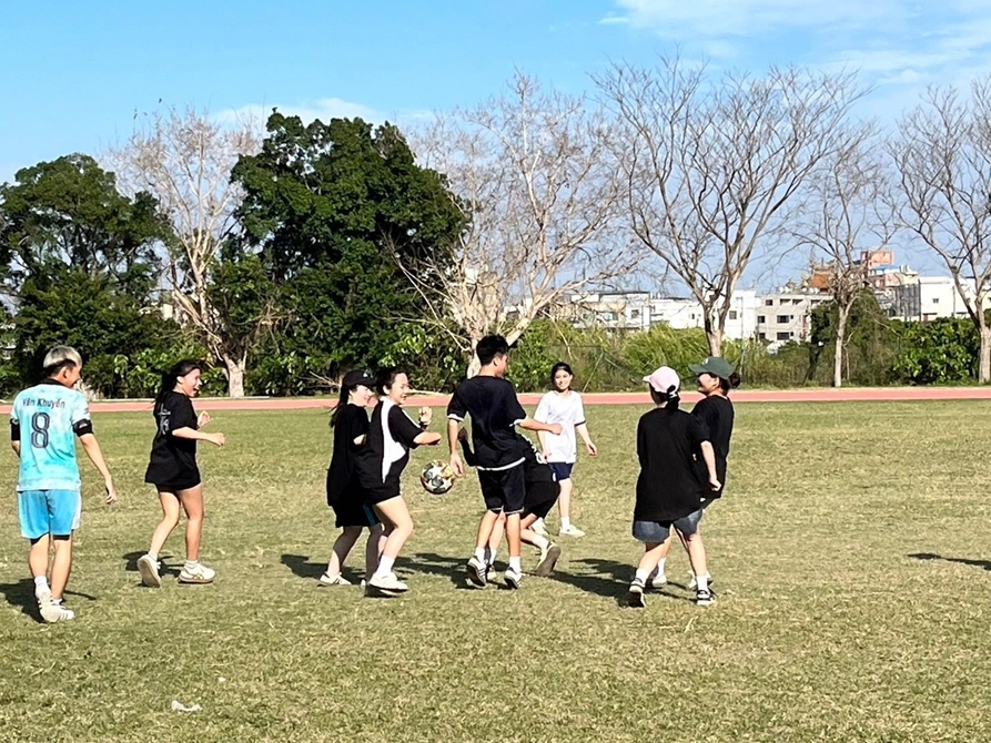 LINE_ALBUM_1140303-休閒大戰A2盃-足球賽_250304_15