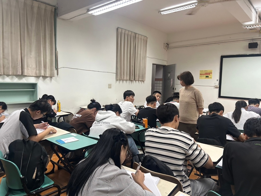 LINE_ALBUM_1107華語_250717_8