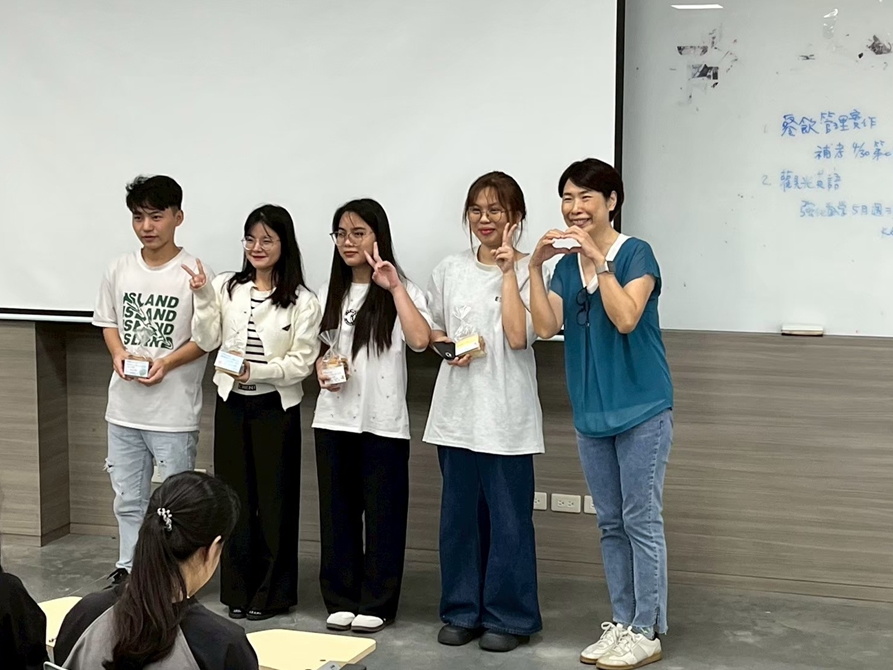 LINE_ALBUM_20250422-4月份慶生活動_250717_1