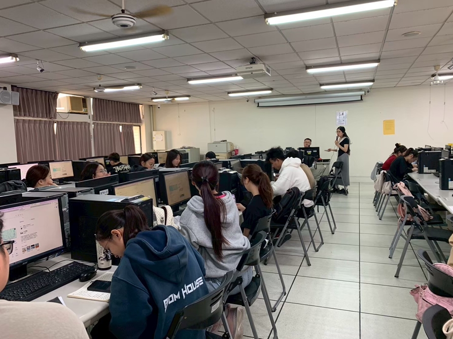 LINE_ALBUM_234 人工智慧概論_250808_1