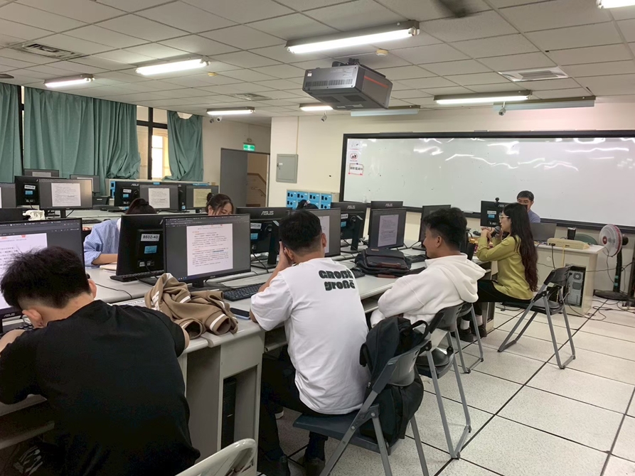 LINE_ALBUM_49 計算機概論_250808_1