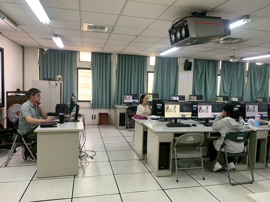 LINE_ALBUM_11457 計算機概論_250808_1