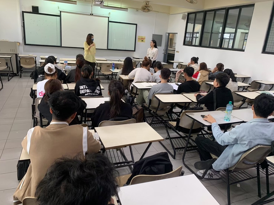 LINE_ALBUM_312華語文輔導_250808_1
