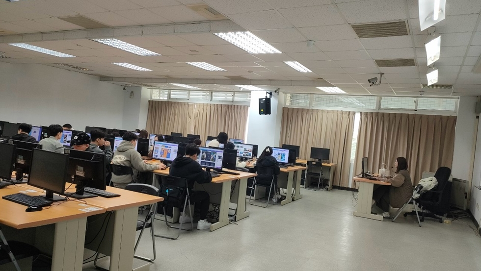 LINE_ALBUM_多媒體系統_250808_3