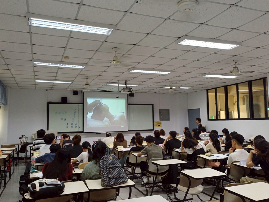 LINE_ALBUM_休閒一忠 旅館管理_251021_5