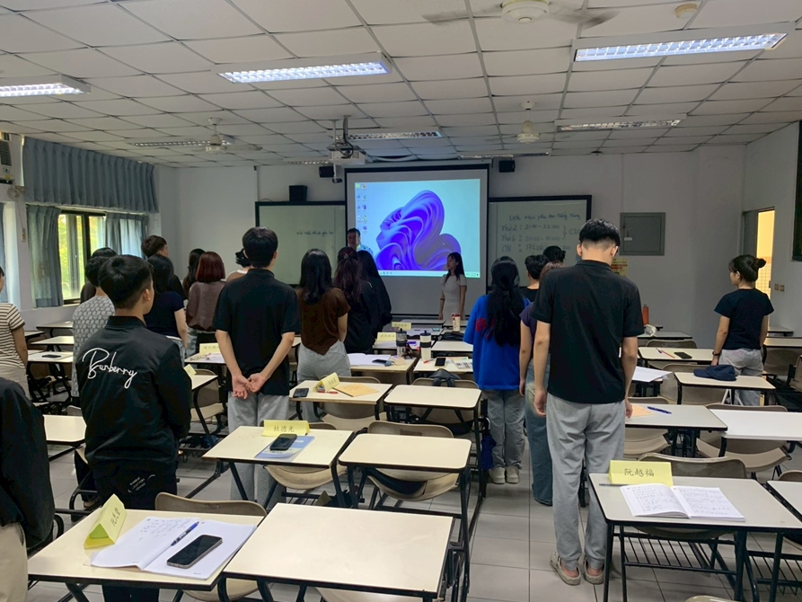 LINE_ALBUM_休閒產業概論1140925_251021_5