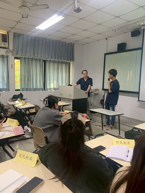 LINE_ALBUM_1141009-休閒產業概論_251021_6