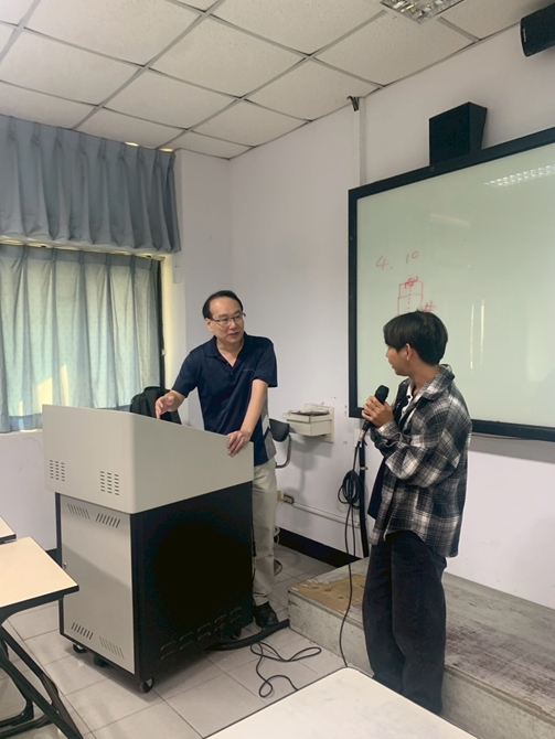 LINE_ALBUM_1141009-休閒產業概論_251021_7