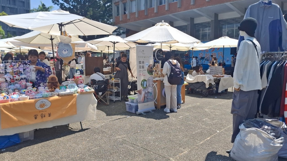 LINE_ALBUM_202535校慶週市集_250325_11