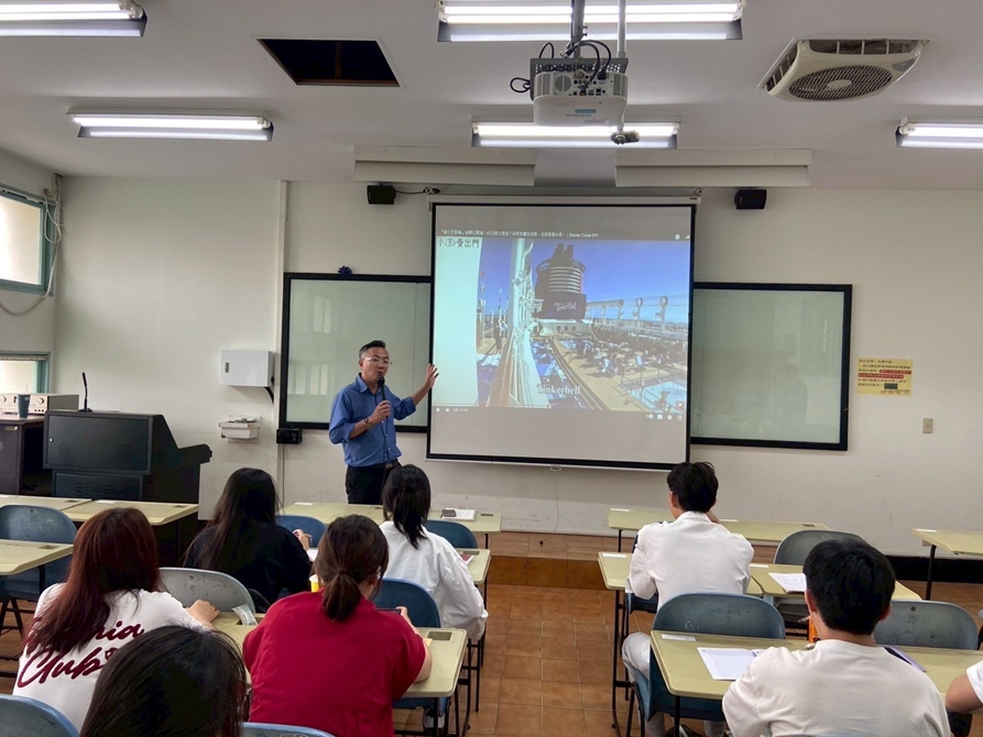 LINE_ALBUM_20250915郵輪觀光_250922_4