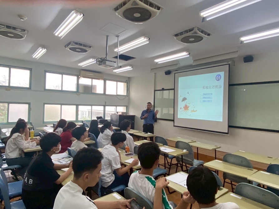 LINE_ALBUM_20250915郵輪觀光_250922_2