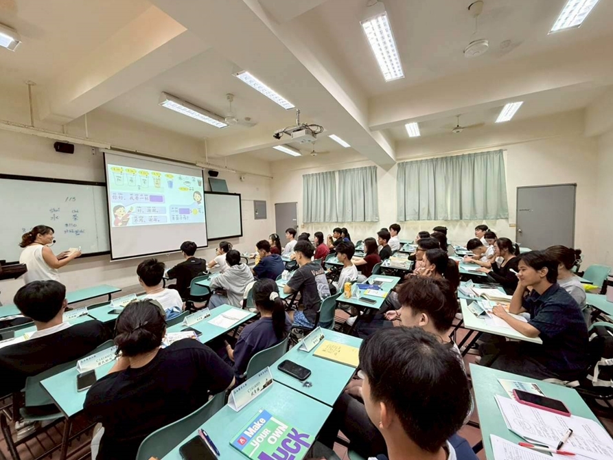 LINE_ALBUM_20251023華語（一）_251031_6