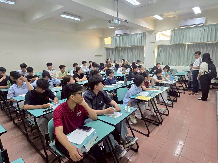 LINE_ALBUM_20251008旅館管理_251031_6